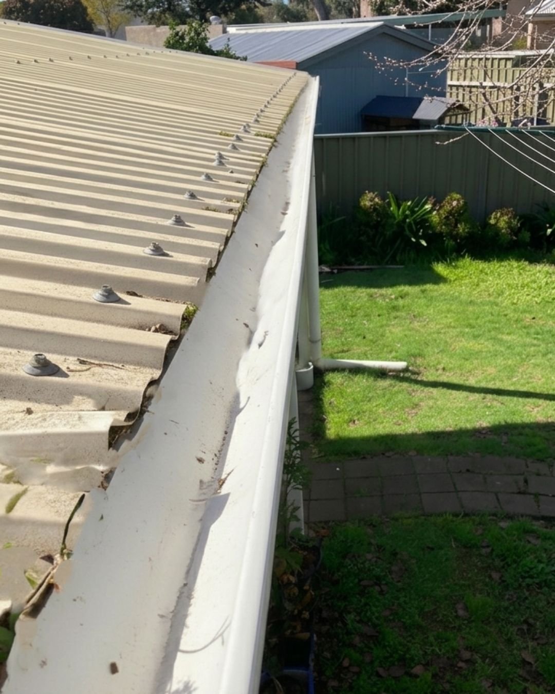 gutter clean (2)